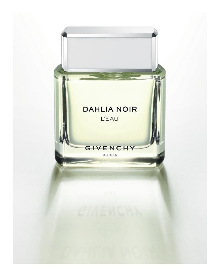 Givenchy-Dahlia Noir L’Eau-Eau de Toilette-90ml